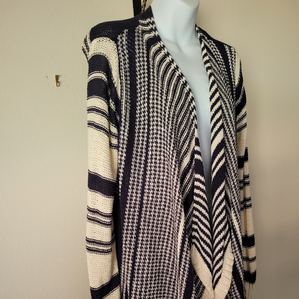 Lucky Brand Wrapped Cardigan - Picture 8 of 10